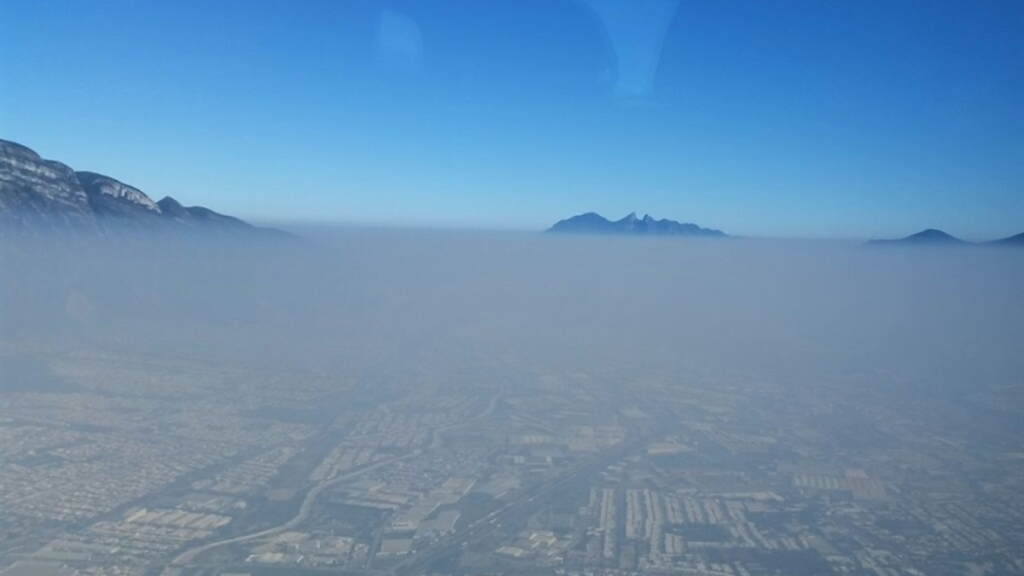 Densa Capa De Smog Cubre Monterrey: Preocupación Por La Calidad Del Aire