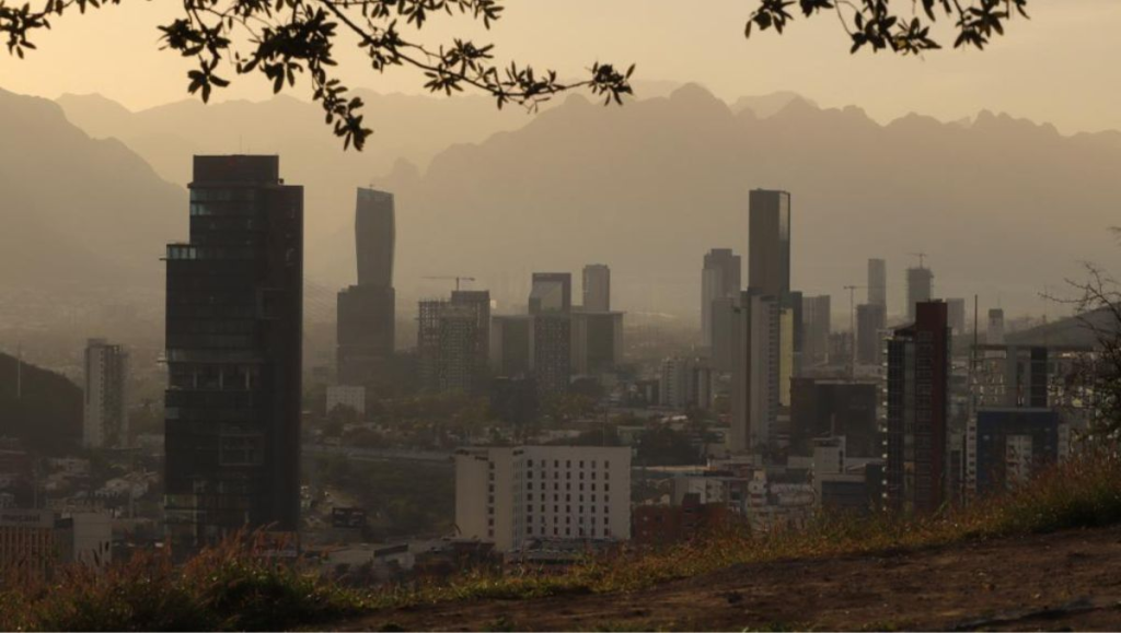 Image - Salud Regia El Cuarto Informe De Gobierno Eliminó Cifras De Contaminación En Nuevo León Y El Gobierno Estatal Dejó Sin Publicar Reportes Ambientales Clave.