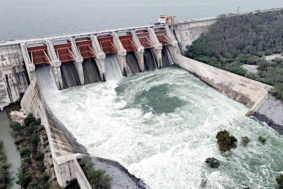 Image - Salud Regia El Agua De Nuevo León Registró Una Caída Abrupta Tras Desfogues En El Cuchillo. La Pérdida Equivale a Meses De Consumo Y Abre Dudas Sobre Su Envío a Texas.