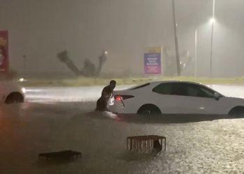 Muhos Autos Resultados Afectados Por Las Intensas Lluvias En Nuevo León - Salud Regia