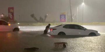 Lluvias-provoca-inundaciones- Y-autos-varados-enmonterrey - Salud Regia Muhos Autos Resultados Afectados Por Las Intensas Lluvias En Nuevo León - Salud Regia