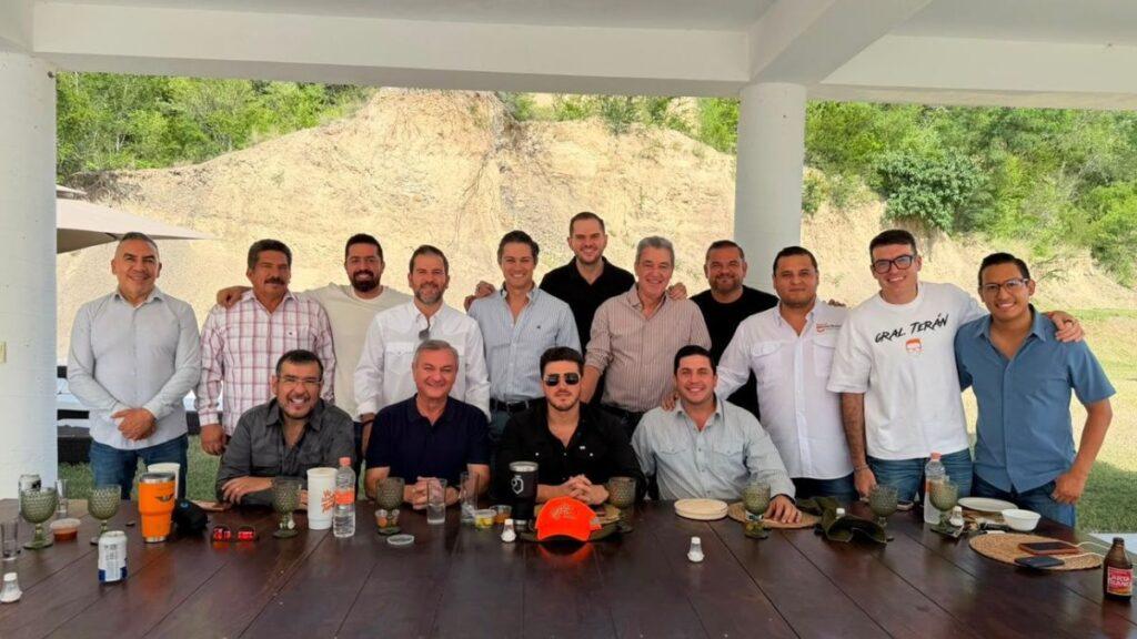 Alcaldes Y Funcionarios Emecistas - Salud Regia