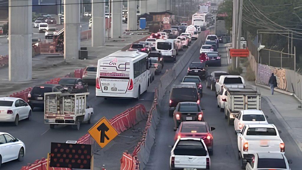 Tráfico en Nuevo León    Salud Regia