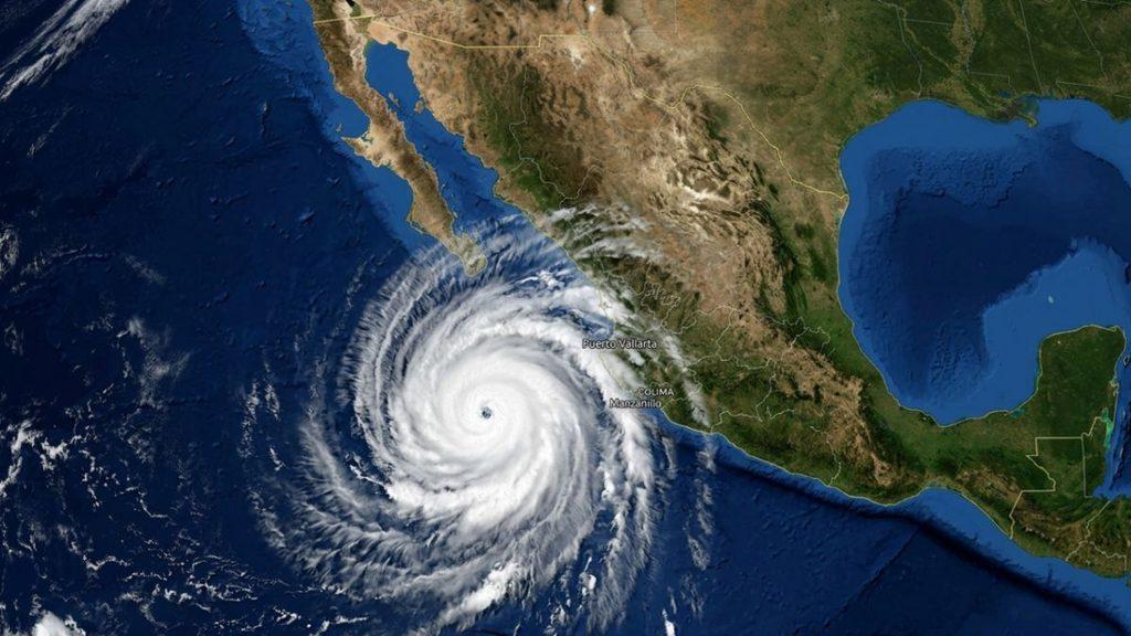 saludregialluviasenAcapulcoporSimon Salud Regia tormenta tropical Simón en Acapulco Salud Regia